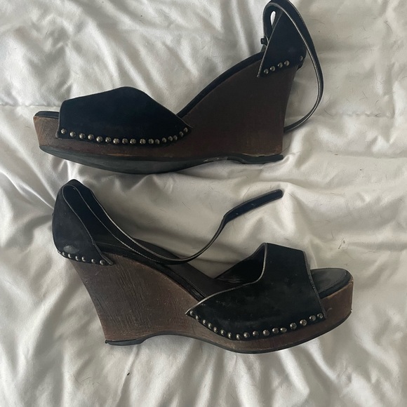 Prada wood wedge with studs - Picture 3 of 4